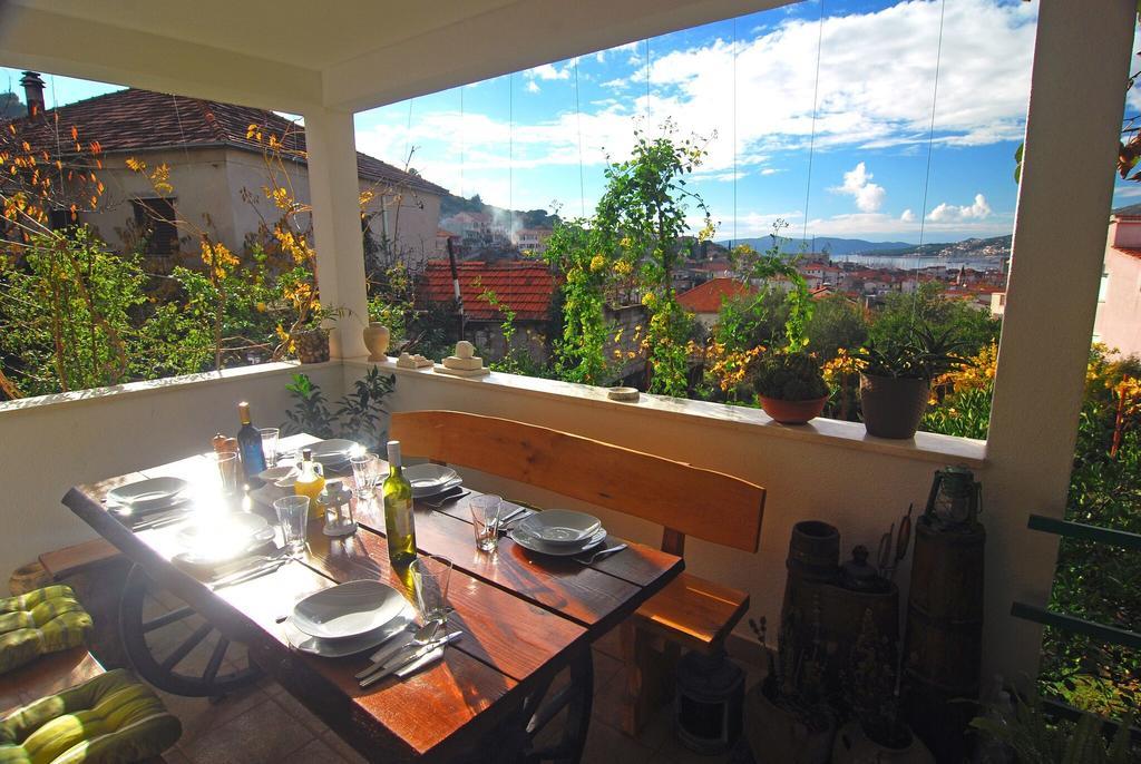 Salov Apartment *